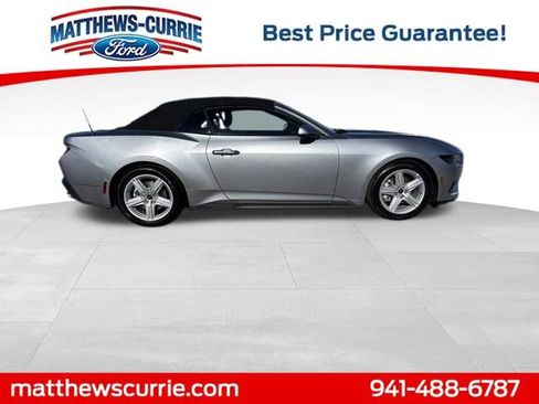 Used 2026 Ford Mustang Premium image 3