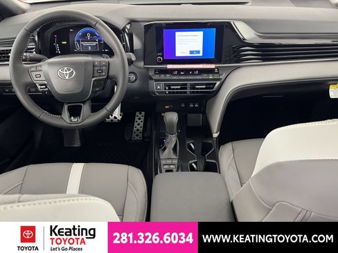 New 2026 Toyota Camry SE w/ Convenience Package FWD image 7