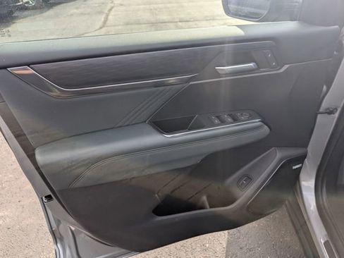 Used 2024 GMC Acadia AT4 w/ Super Cruise Package image 15