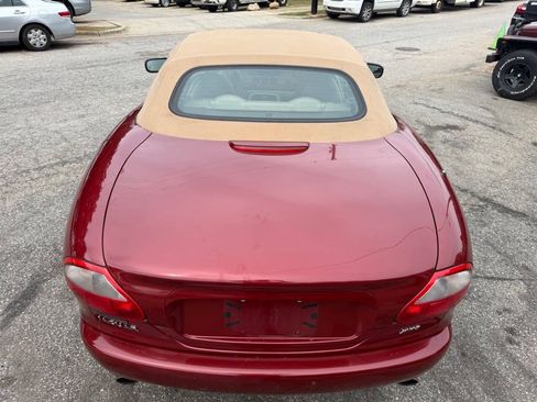 Used 2000 Jaguar XK8 Convertible RWD image 8
