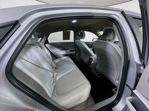 Used 2024 Hyundai Ioniq 6 SEL RWD image 30
