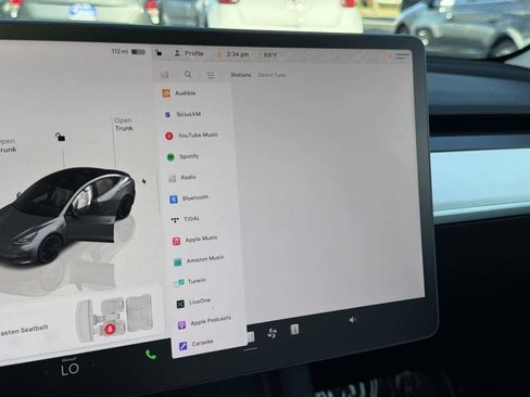 Used 2022 Tesla Model 3 Performance image 18