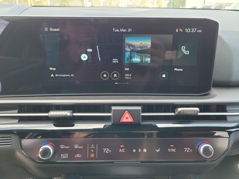 New 2026 Kia Sportage SX FWD image 9