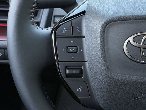 Used 2026 Toyota Prius Plug-In Hybrid FWD image 14