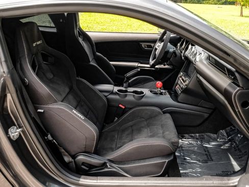 Used 2017 Ford Mustang Shelby GT350 w/ Electronics Package RWD image 38