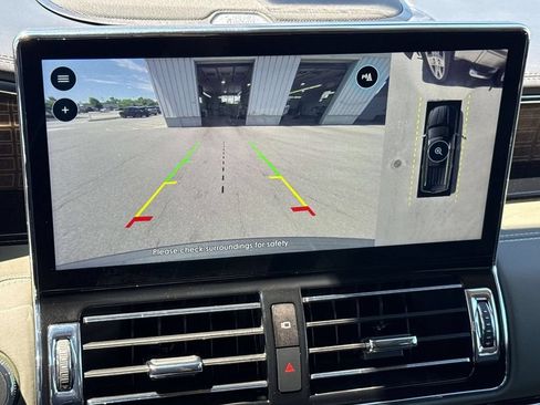 Certified 2023 Lincoln Navigator Black Label AWD/4WD image 26