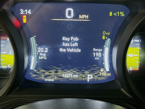 Used 2025 Jeep Wrangler Sahara image 18