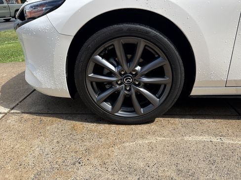 Used 2025 MAZDA MAZDA3 s FWD image 11