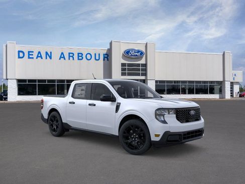 New 2025 Ford Maverick XLT w/ XLT Luxury Package AWD/4WD image 7