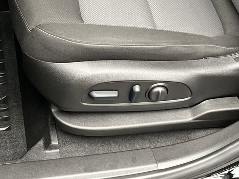 New 2025 Chevrolet Blazer LT w/ Midnight/Sport Edition image 9