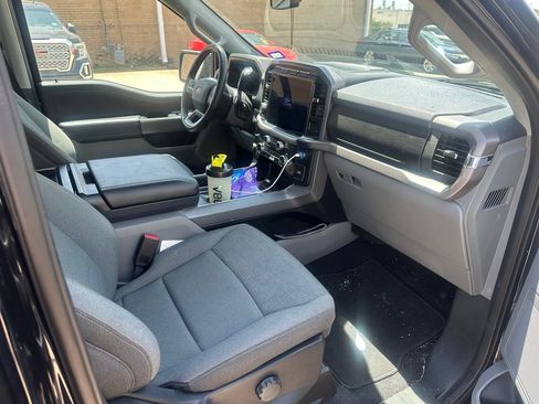 Used 2024 Ford F150 XLT w/ Mobile Office Package RWD image 11