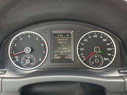 Used 2012 Volkswagen Tiguan S image 15
