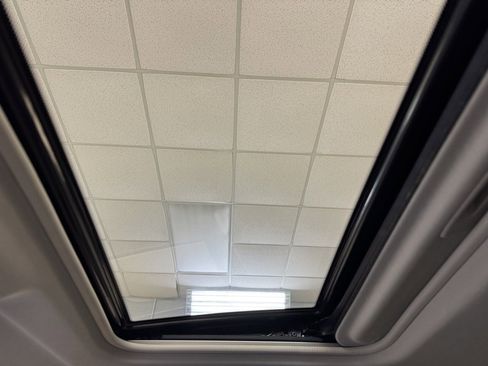 Used 2024 MAZDA CX-5 Carbon Edition image 43