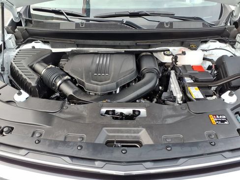 Used 2026 Chevrolet Traverse LT AWD/4WD image 32