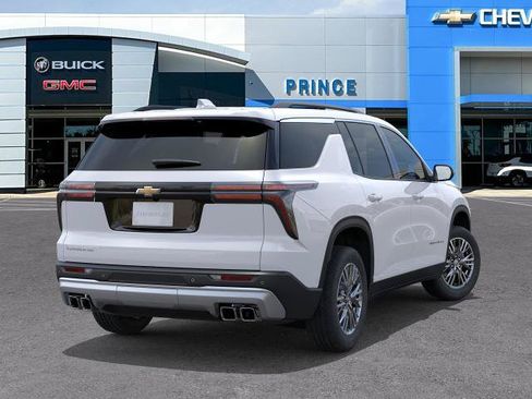 New 2026 Chevrolet Traverse LT w/ LPO, Floor Liner Package FWD image 4