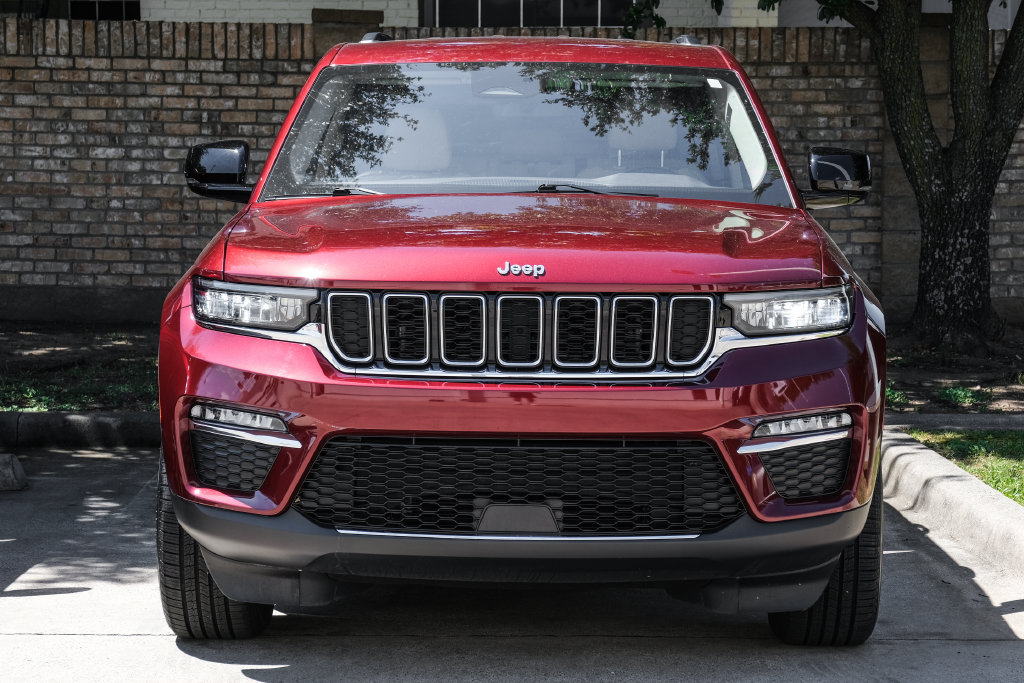 Used 2022 Jeep Grand Cherokee Limited RWD image 6