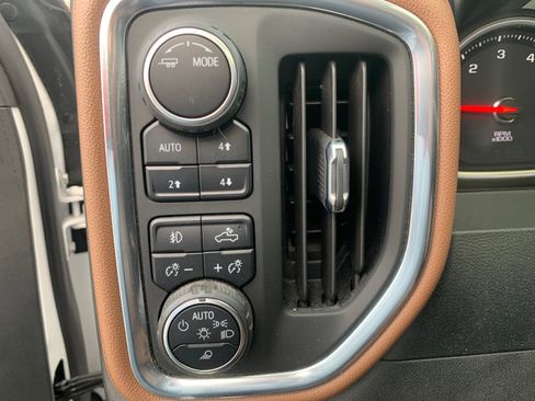 Used 2022 Chevrolet Silverado 1500 High Country AWD/4WD image 18