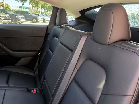 Used 2023 Tesla Model Y Performance AWD/4WD image 13