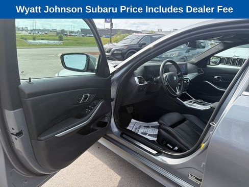 Used 2024 BMW 330i Sedan w/ Convenience Package RWD image 14