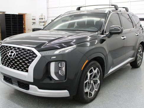 Used 2021 Hyundai Palisade Calligraphy FWD image 3