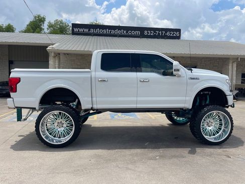Used 2015 Ford F150 Lariat w/ Equipment Group 502A Luxury RWD image 5
