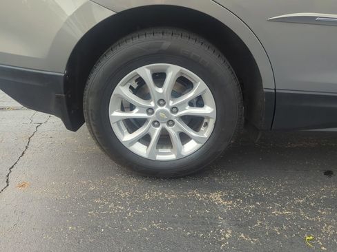 Certified 2019 Chevrolet Equinox LT FWD image 12