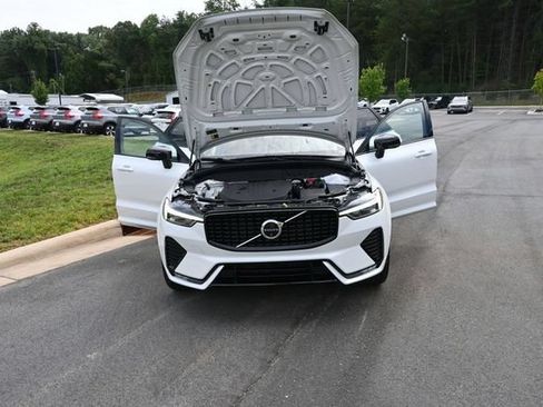 Used 2024 Volvo XC60 B5 Ultimate AWD/4WD image 44