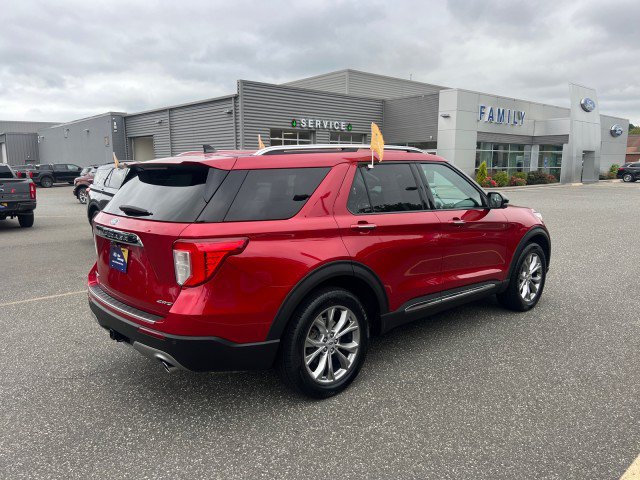Used 2022 Ford Explorer Limited w/ Equipment Group 301A AWD/4WD image 5
