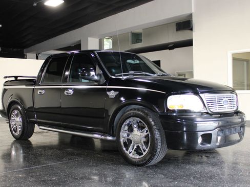 Used 2003 Ford F150 Harley-Davidson RWD image 42