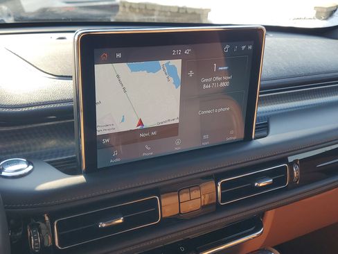 Certified 2023 Lincoln Aviator Black Label w/ Dynamic Handling Package image 16