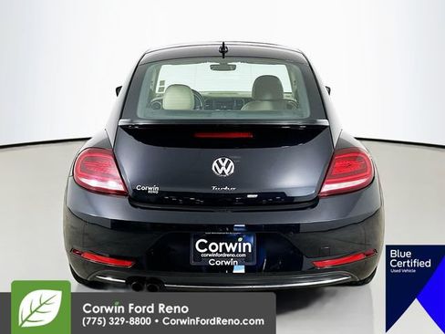 Used 2018 Volkswagen Beetle 2.0T SE w/ SE Premium Package image 9