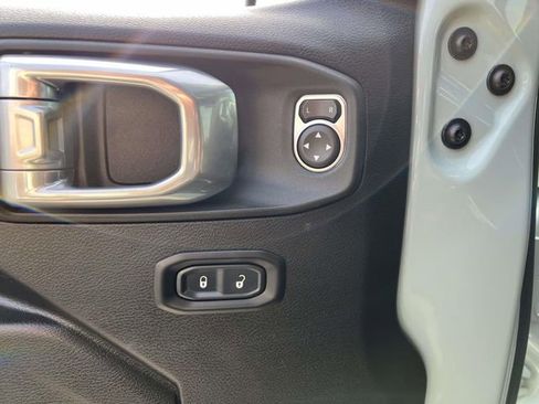 Certified 2023 Jeep Wrangler Sport AWD/4WD image 13