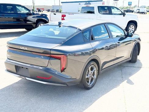 Used 2025 Kia K4 FWD image 4