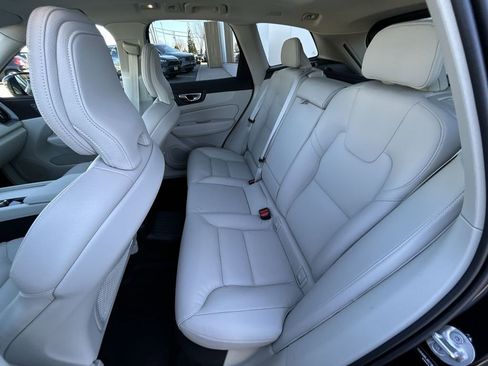 Certified 2025 Volvo XC60 T8 Core w/ Protection Package Premier image 13