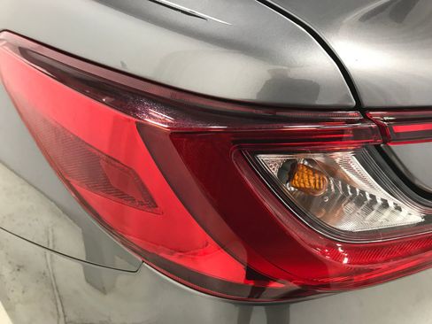 Used 2025 Toyota Camry SE AWD/4WD image 25