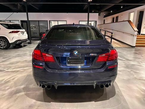Used 2013 BMW M5 RWD image 4