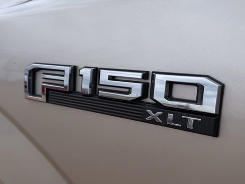 Used 2018 Ford F150 XLT image 10