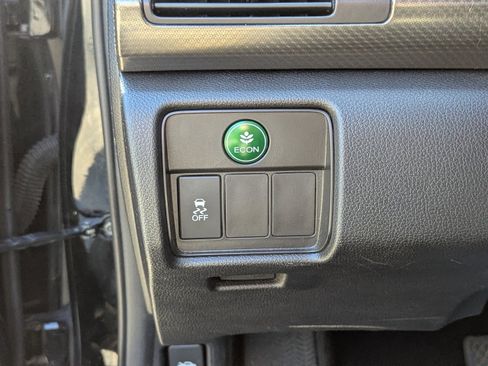 Used 2017 Honda Accord EX-L image 17