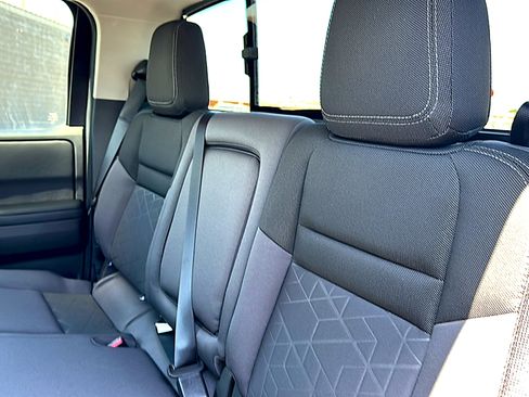 New 2026 Nissan Frontier SV w/ SV Convenience Package image 16