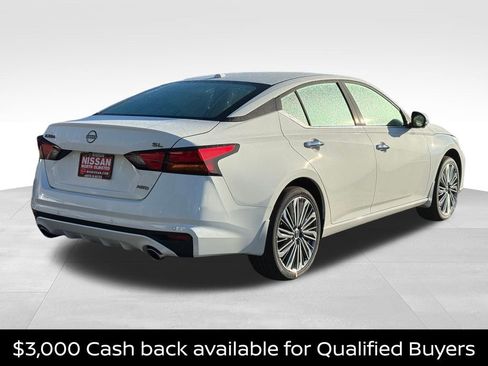 New 2025 Nissan Altima 2.5 SL image 3