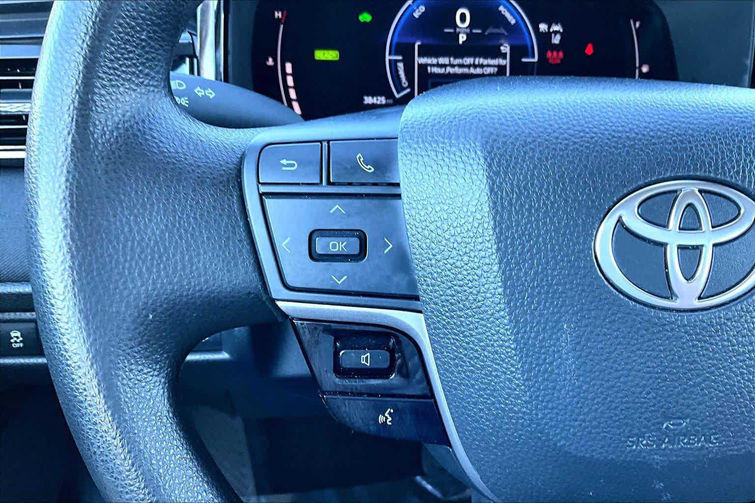 Certified 2025 Toyota Camry LE FWD image 23