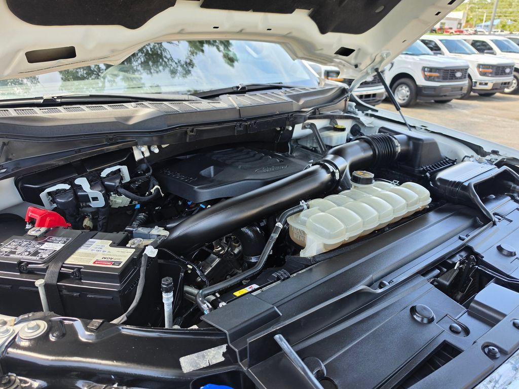 Used 2021 Ford F150 XLT AWD/4WD image 15