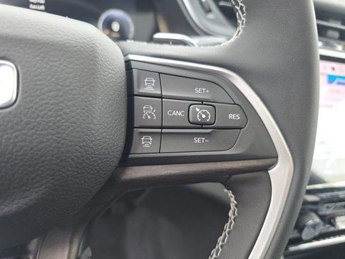 New 2025 Jeep Grand Cherokee Limited image 31