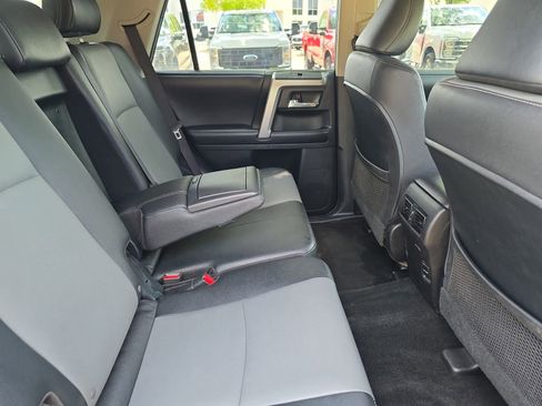 Used 2016 Toyota 4Runner SR5 Premium AWD/4WD image 13