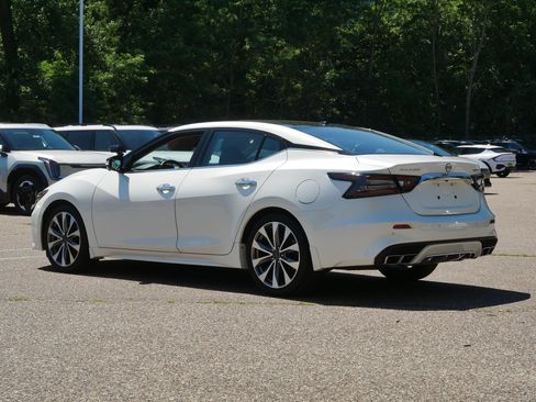 Used 2023 Nissan Maxima Platinum w/ Sport Mat Group FWD image 5