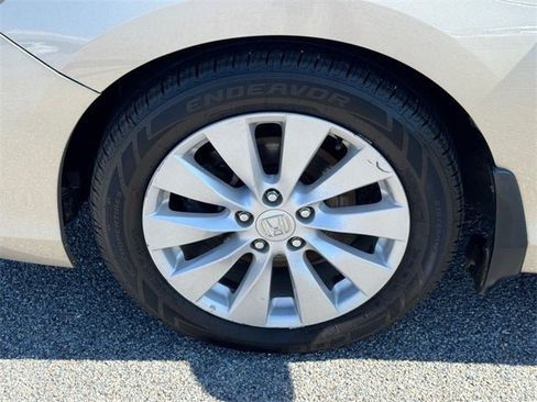 Used 2014 Honda Accord EX image 13