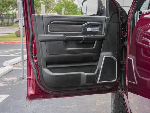 Used 2020 RAM 2500 Laramie w/ Night Edition AWD/4WD image 21
