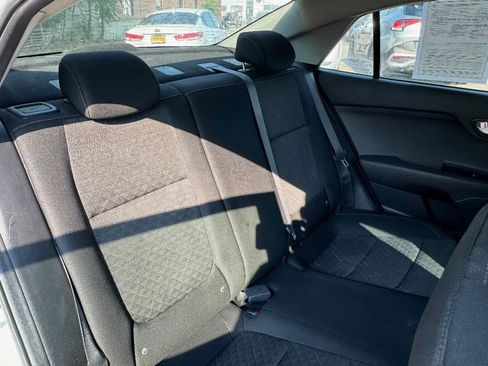 Used 2020 Kia Rio S image 24