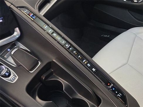 Used 2023 Chevrolet Corvette Stingray Convertible w/ Z51 Performance Package image 18