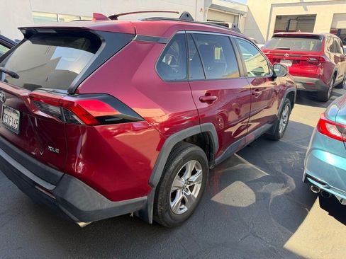 Certified 2023 Toyota RAV4 XLE w/ Convenience Package FWD image 8
